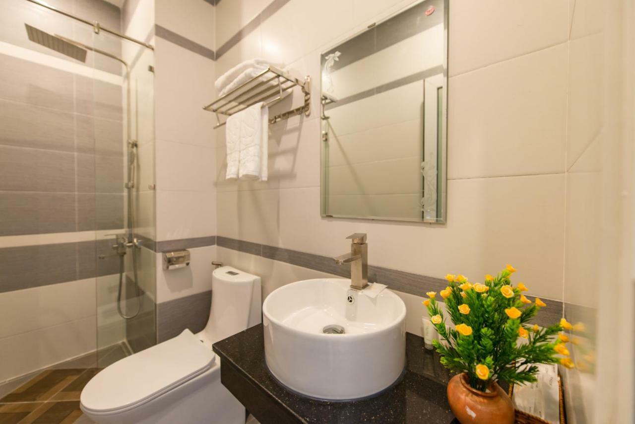 Thoi Binh Hotel Cam Lam Exterior photo