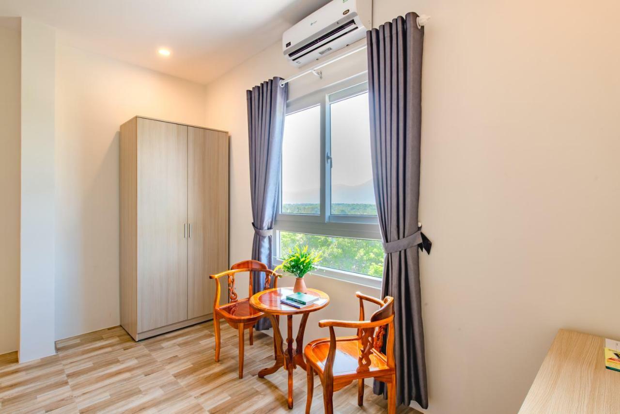 Thoi Binh Hotel Cam Lam Exterior photo