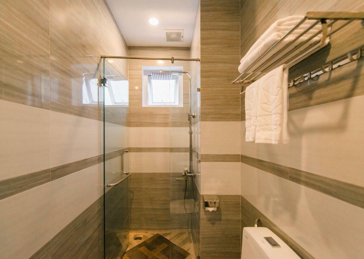 Thoi Binh Hotel Cam Lam Exterior photo